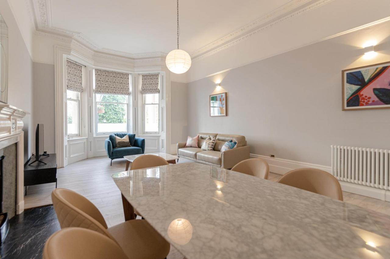 Kensington 2 Bed 2 Bath Apartment For 5 Guests ลอนดอน ภายนอก รูปภาพ