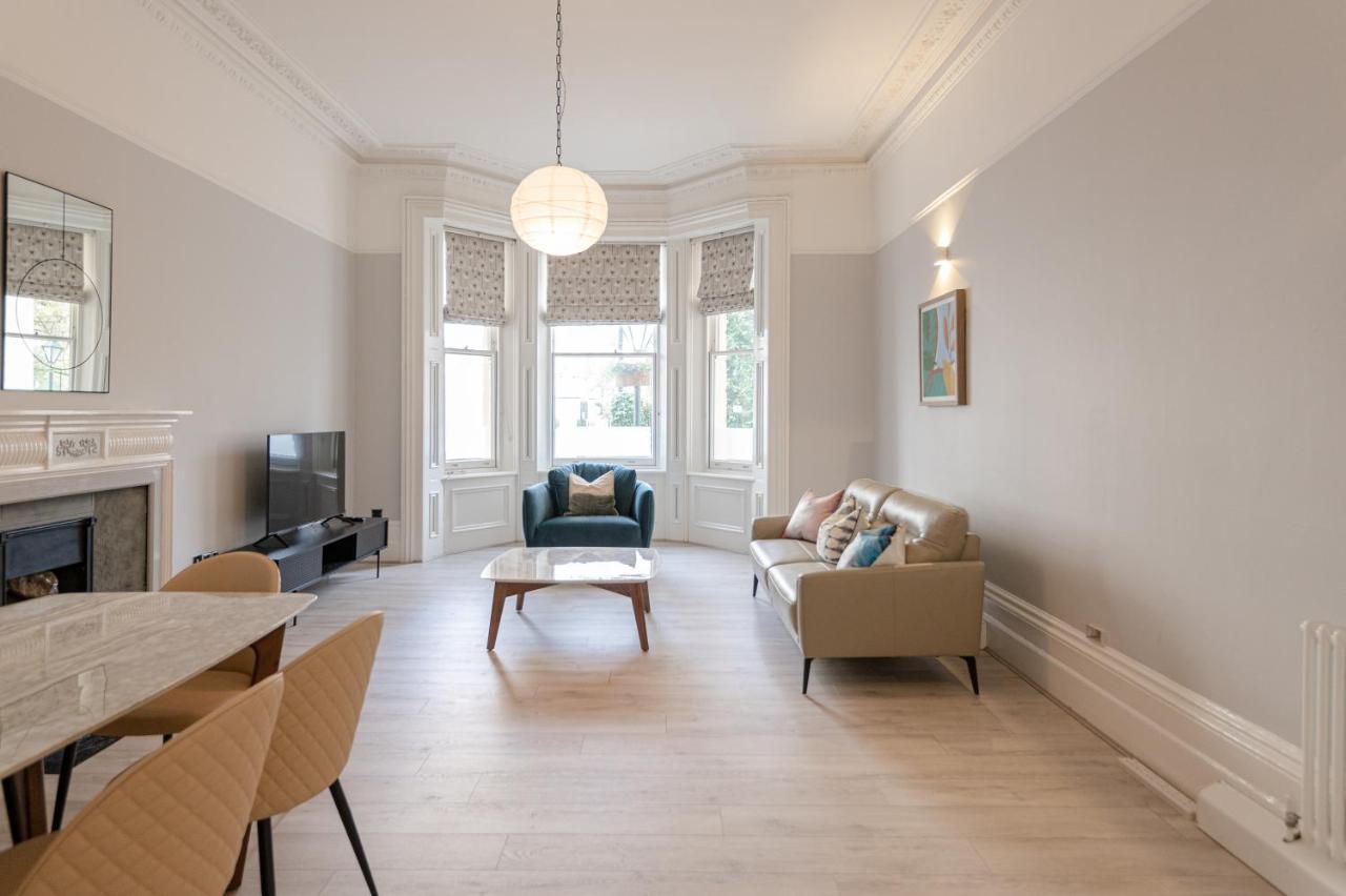 Kensington 2 Bed 2 Bath Apartment For 5 Guests ลอนดอน ภายนอก รูปภาพ